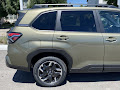 2025 Subaru Forester Premium Hybrid