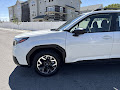 2025 Subaru Forester Base