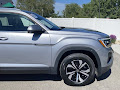2024 Volkswagen Atlas Cross Sport SE
